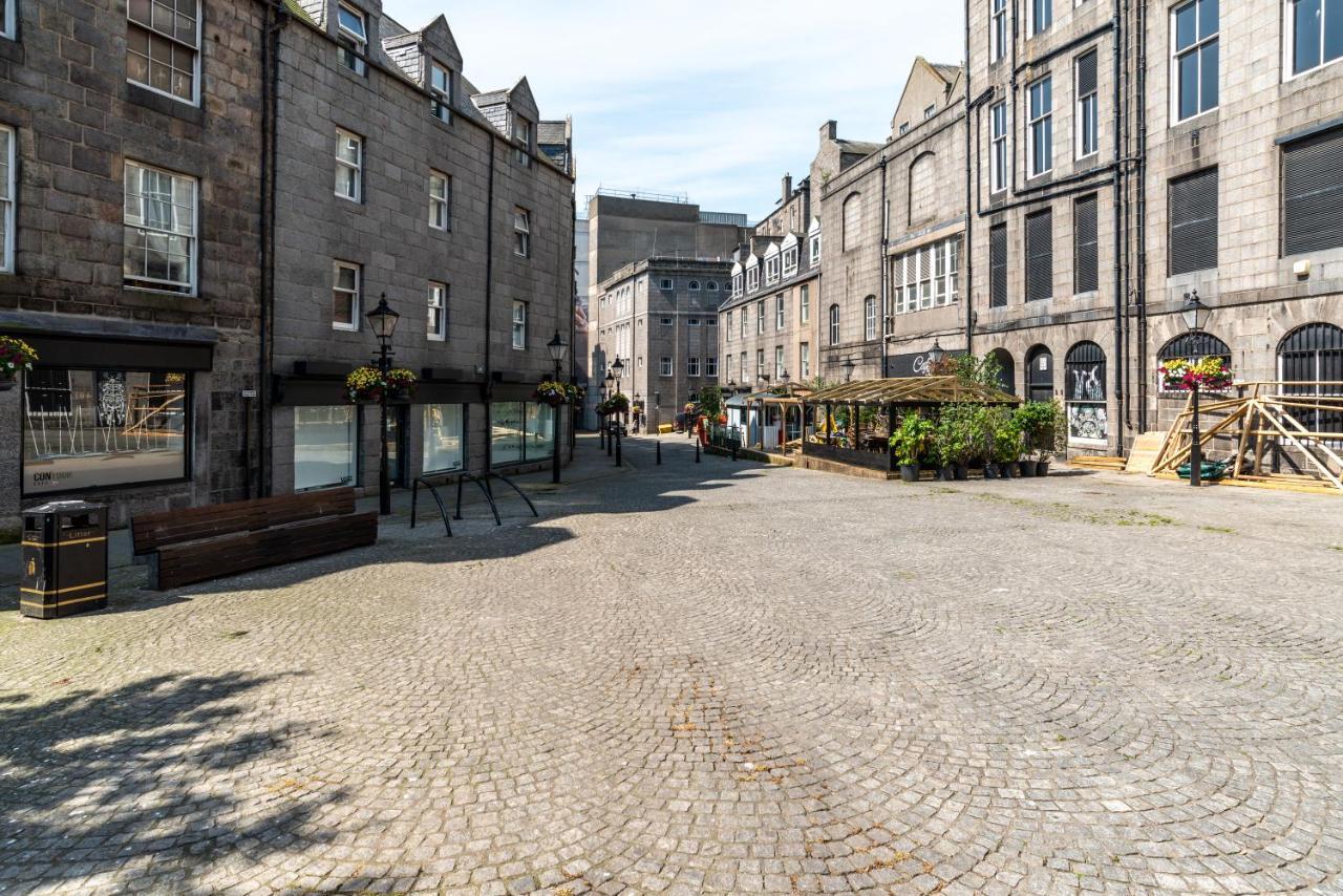 Historic Location, Private Parking, Ground Floor Luxury Flat Lejlighed Aberdeen Eksteriør billede